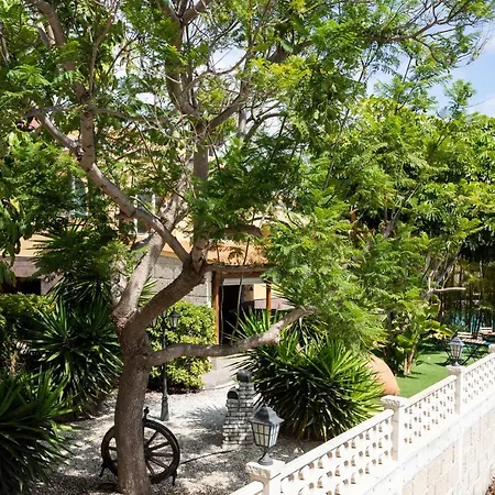 Villa Benahoare